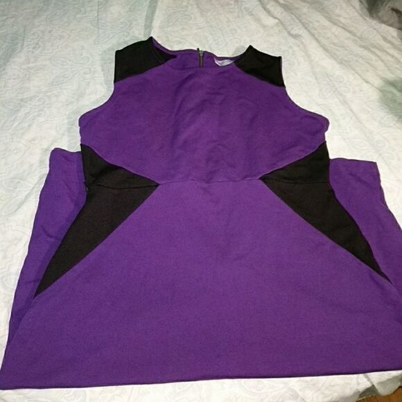 Maternity dress   - Picture 3 of 3